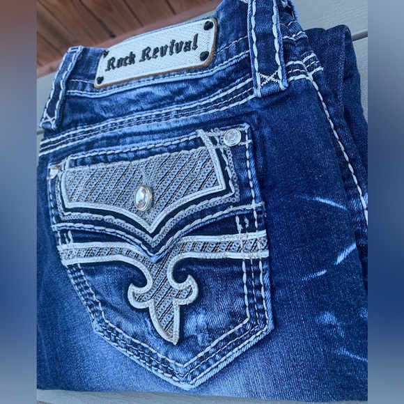 Rock Revival Women’s  Porsha Easy Capri Denim Jeans - Size 29 style E8480EP - Picture 1 of 12